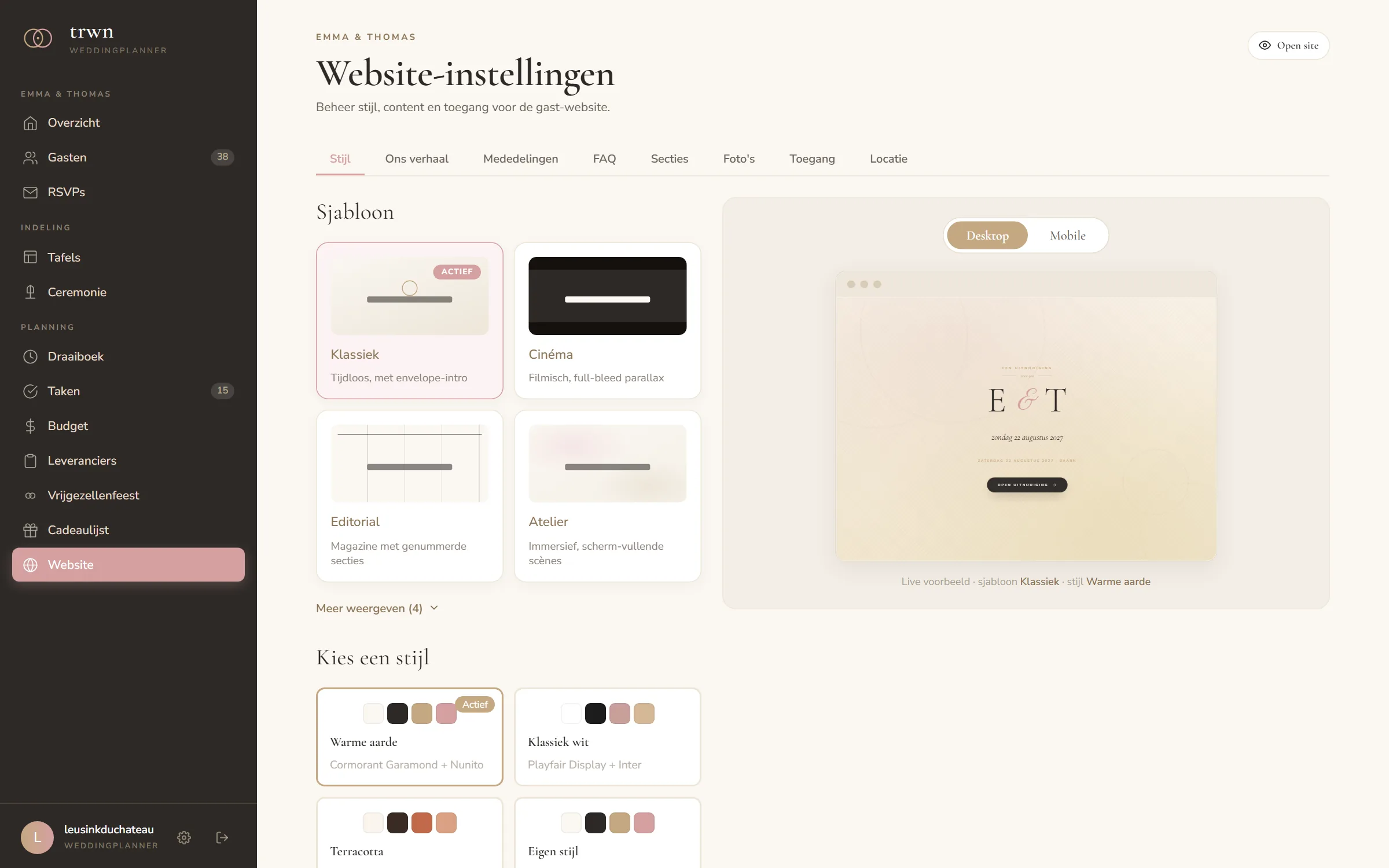 De sjabloonkiezer voor de trouwwebsite in trwn, met stijlen van klassiek tot modern